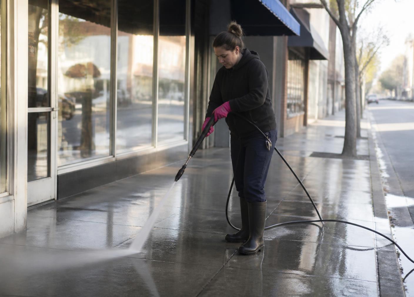 Commercial Exterior Cleaning in Vernon Hills